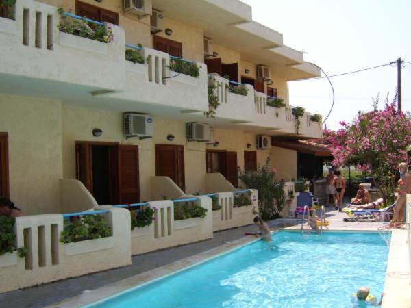 Hotel Elida Платанес Экстерьер фото