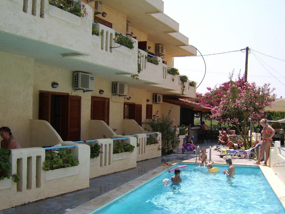 Hotel Elida Платанес Экстерьер фото